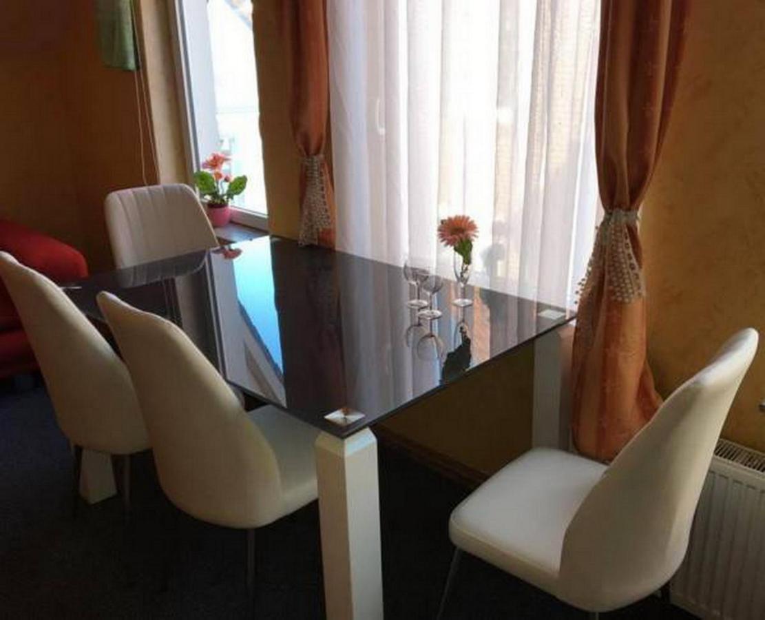 Apartment Am Park โอลเดนบวร์ก ภายนอก รูปภาพ